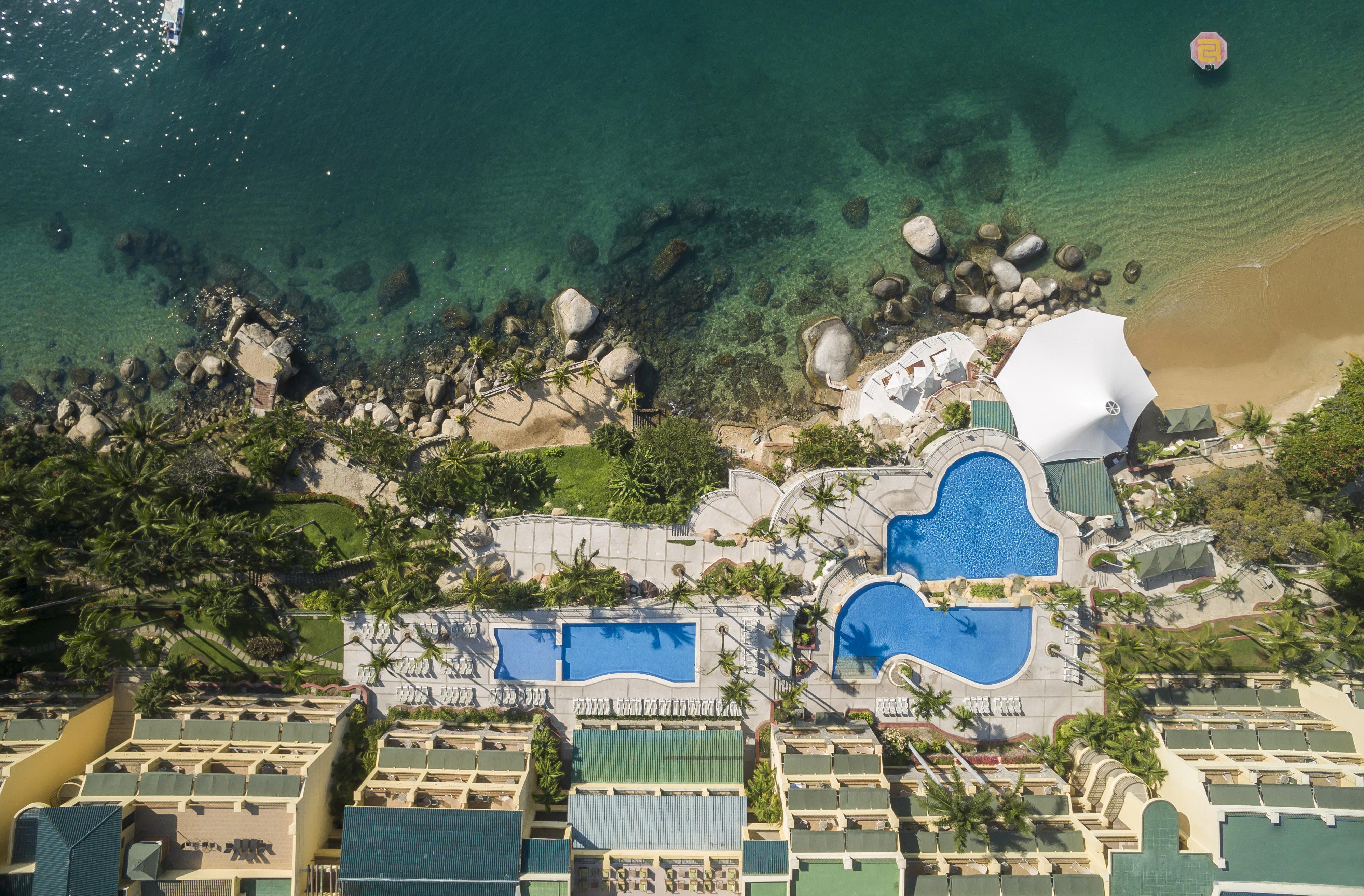 Hotel Camino Real Acapulco Diamante Zewnętrze zdjęcie Aerial view of the resort
