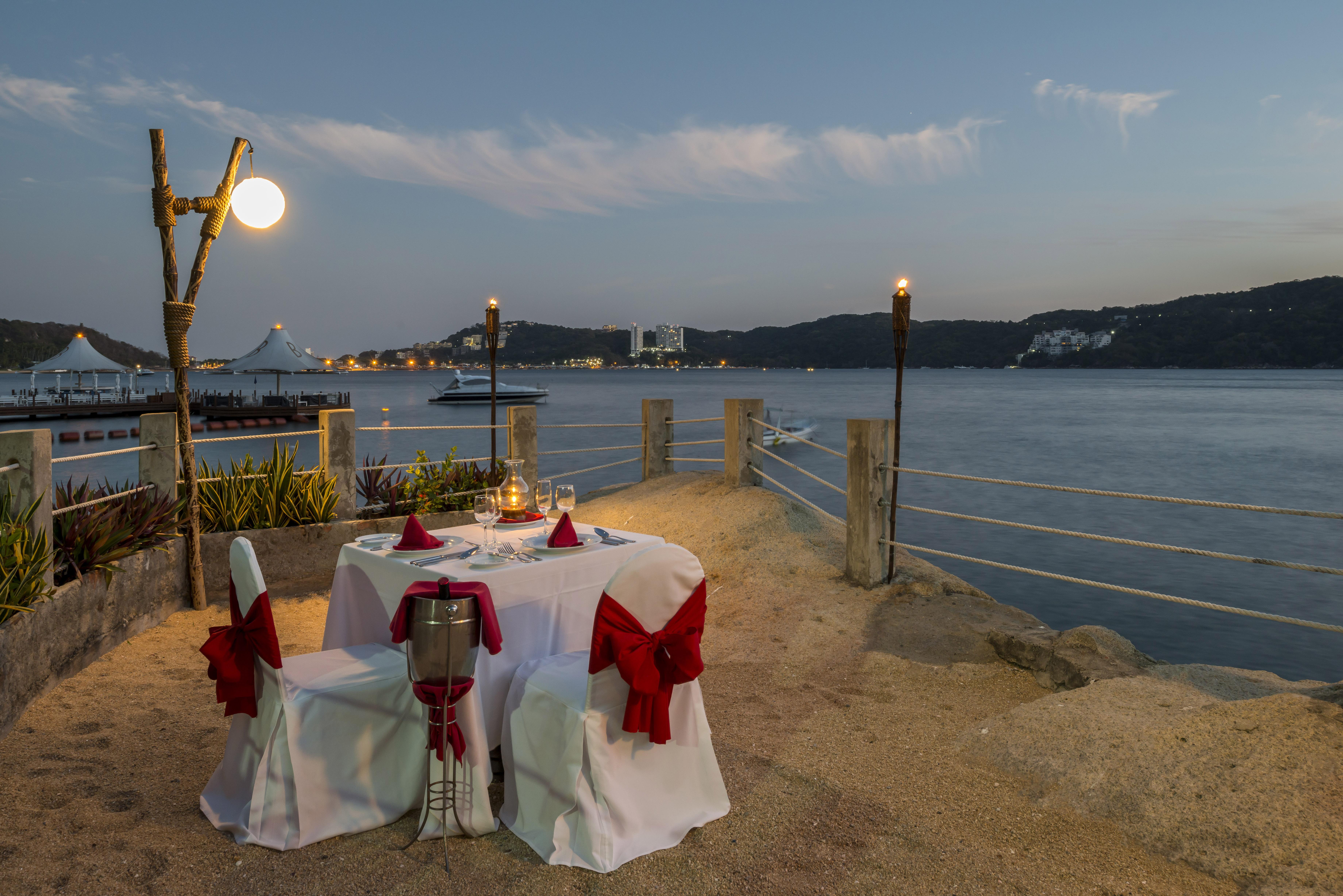Hotel Camino Real Acapulco Diamante Zewnętrze zdjęcie A restaurant in Acapulco