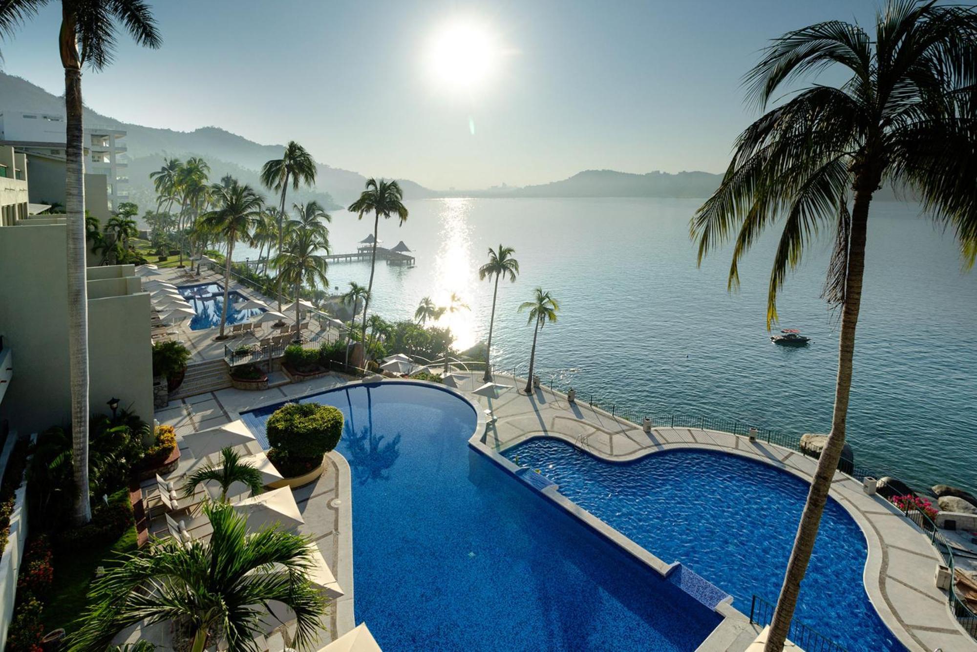 Hotel Camino Real Acapulco Diamante Zewnętrze zdjęcie The swimming pool at the InterContinental Nha Trang